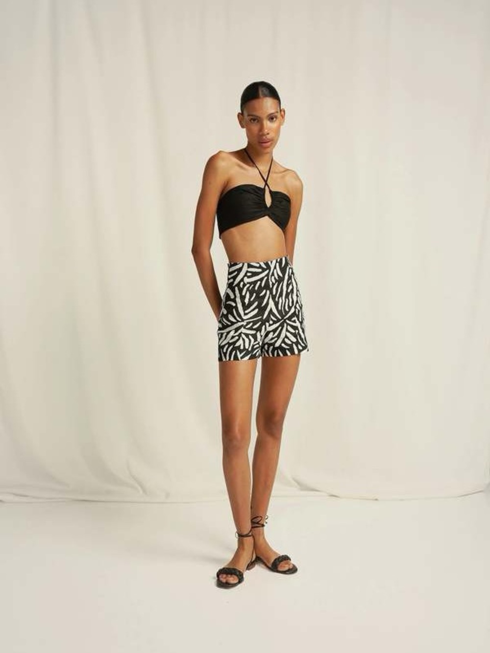 NWT Cala de la Cruz Black White Linen Bana Shorts, Size XS